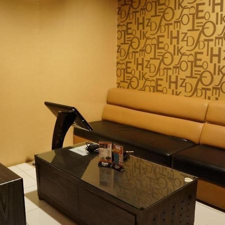 Hotel Pelangi Gunungbatin Екстериор снимка
