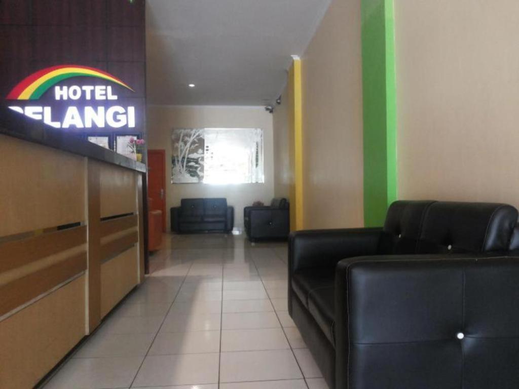 Hotel Pelangi Gunungbatin Екстериор снимка