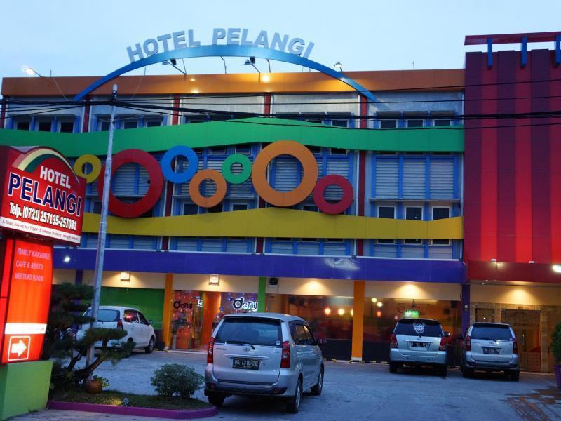 Hotel Pelangi Gunungbatin Екстериор снимка